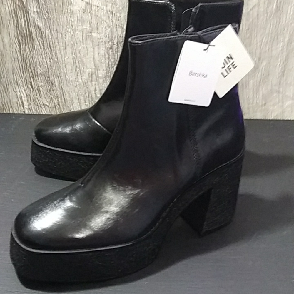 Platform boots